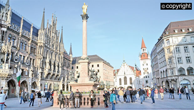 Кад окренеш туру у Хитлеровој пивници